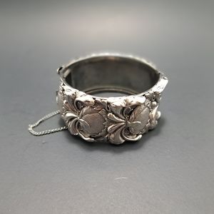 Vintage WHITING & DAVIS Ornate Silver Tone Cuff Bracelet